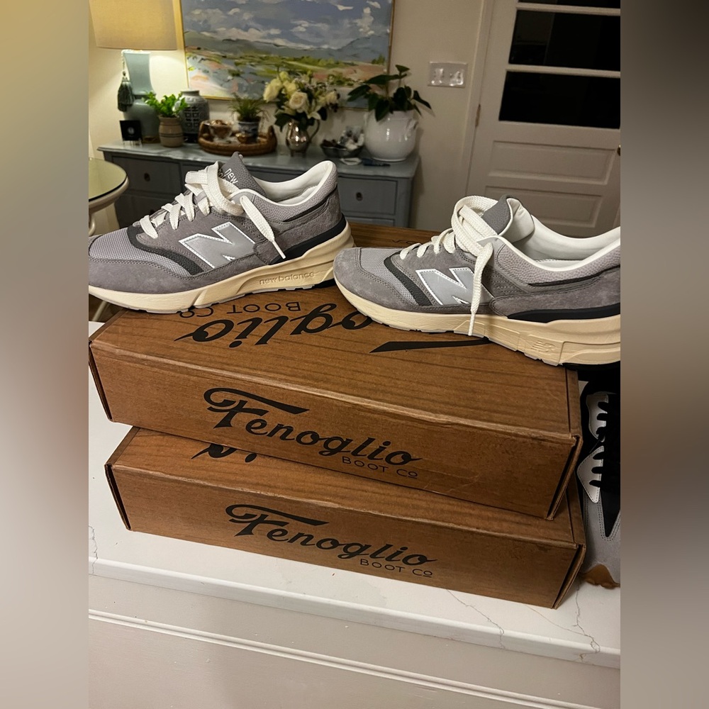 New Balance 997R - Picture 2 of 5